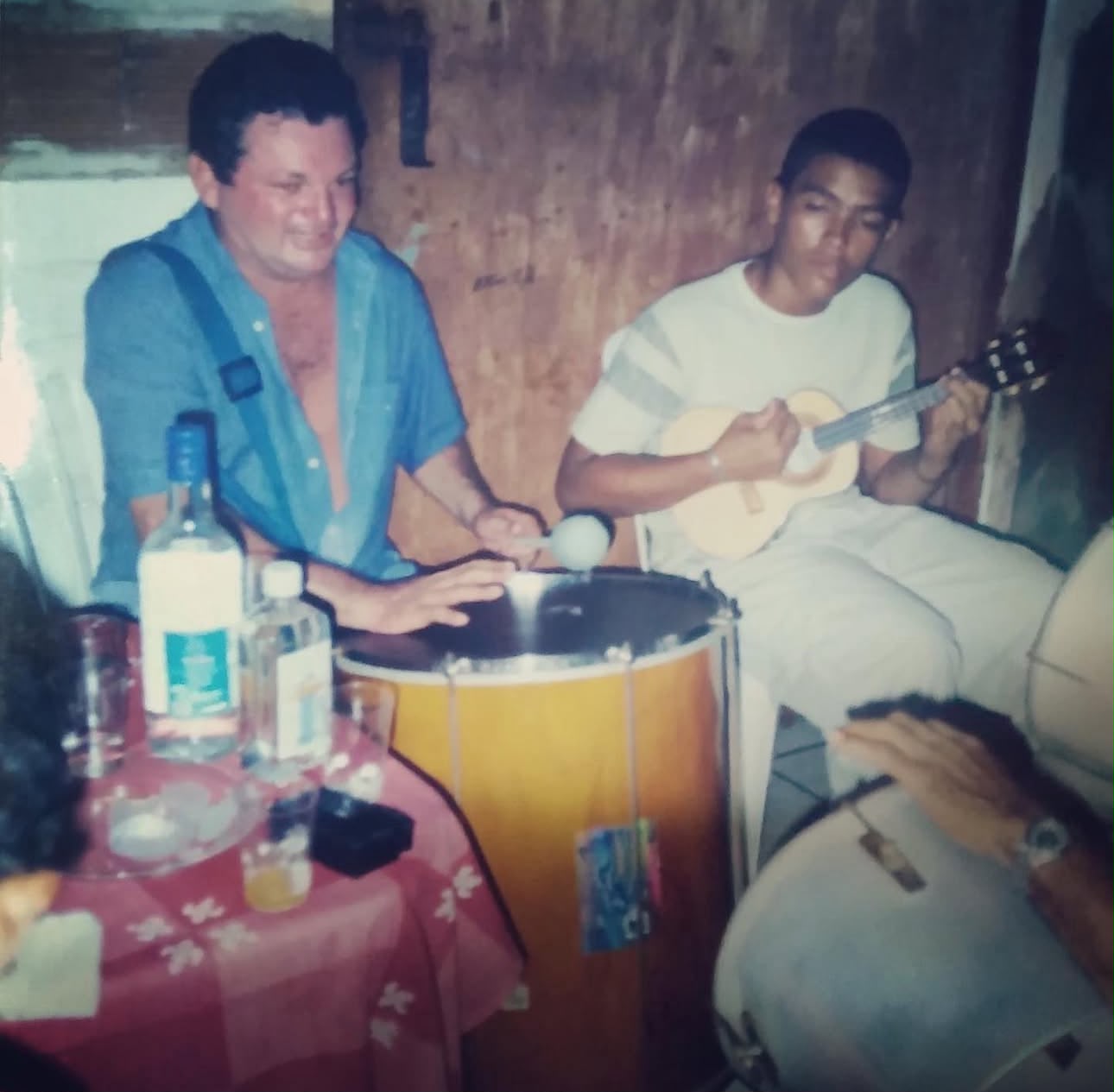 Roda de samba no Bar da Mocinha